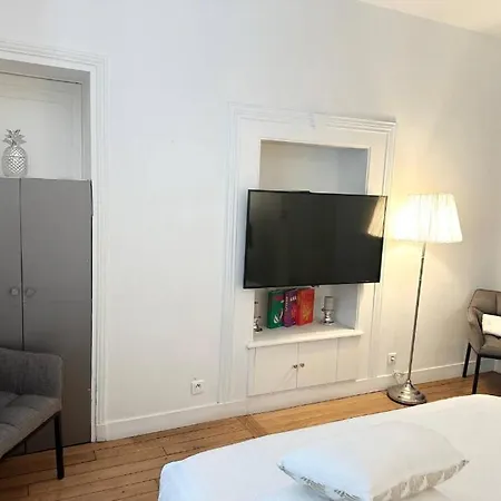 Apartment Cia - Champs Elysees Delight